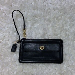 Classic Coach wristlet with classic lock